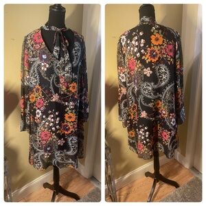 Beige by eci Black Floral Print lined Long Sleeve Dress. Sz14W Pre-owned